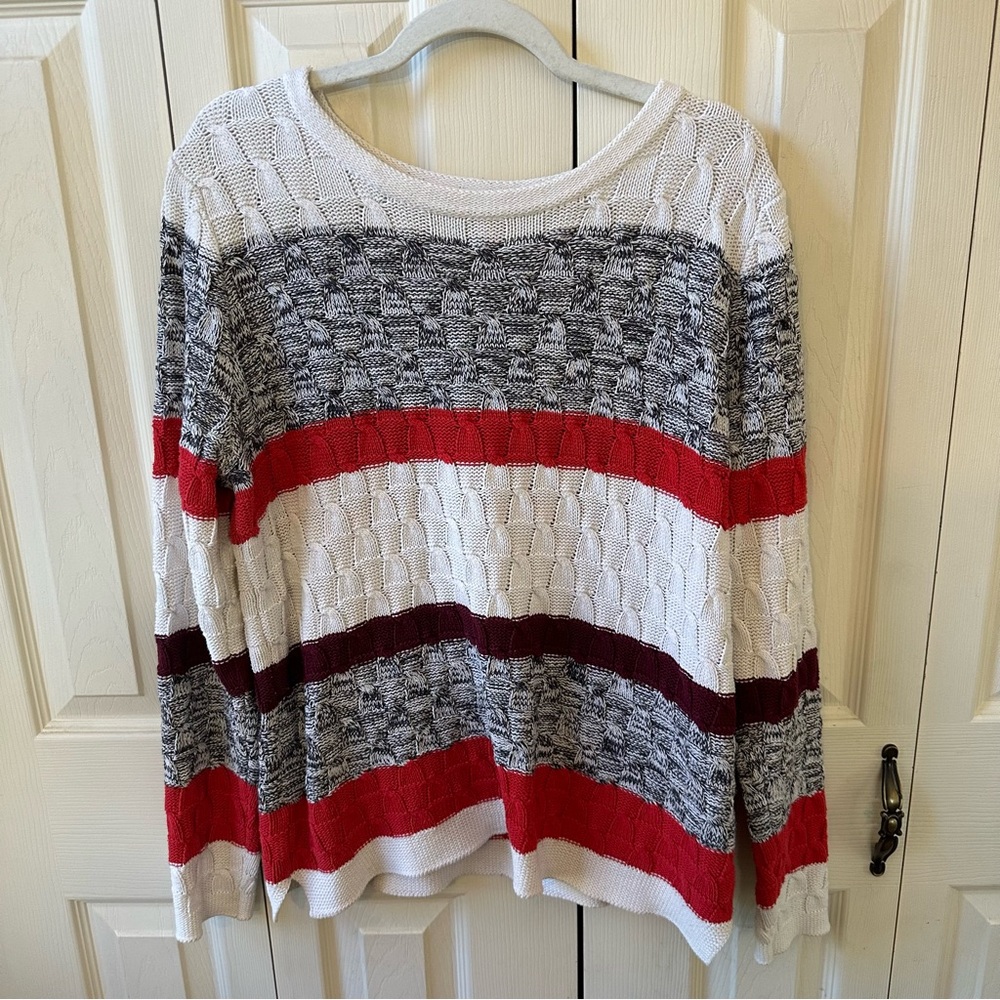 Old Navy Women’s Size L Chunky Chevron Stitch Red Stripe  Pullover Sweater